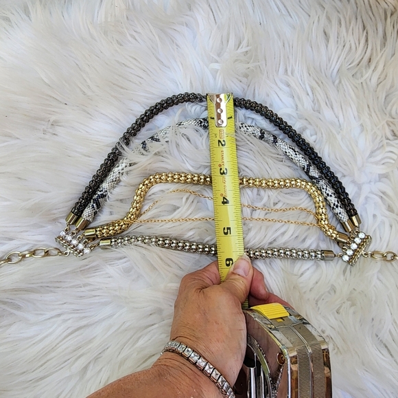 Snake triple chain necklace NWOT - Picture 4 of 7